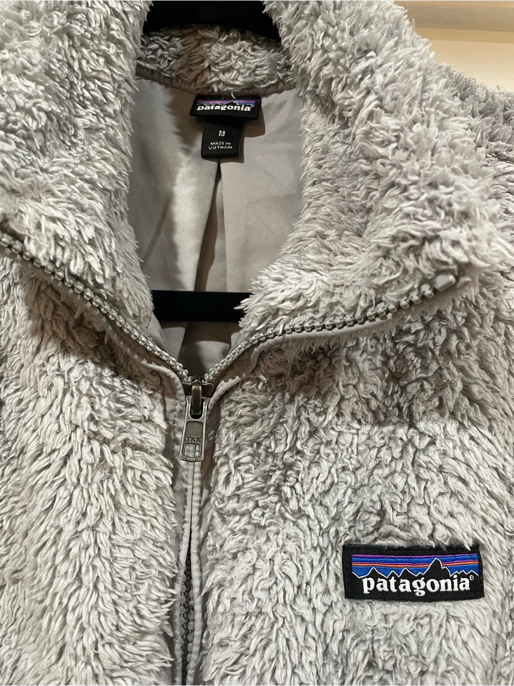 Patagonia Plush Vest in Light Gray Size M